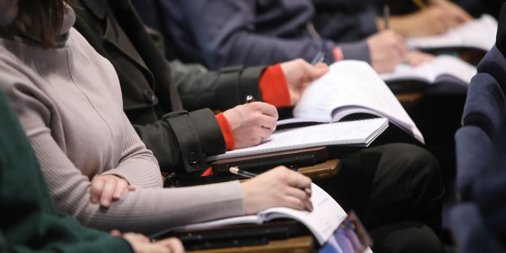 Photo</h5> Economics Teaching LSE Bynder