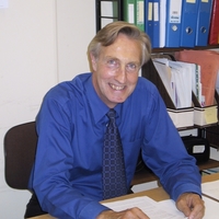 Howard Glennerster
